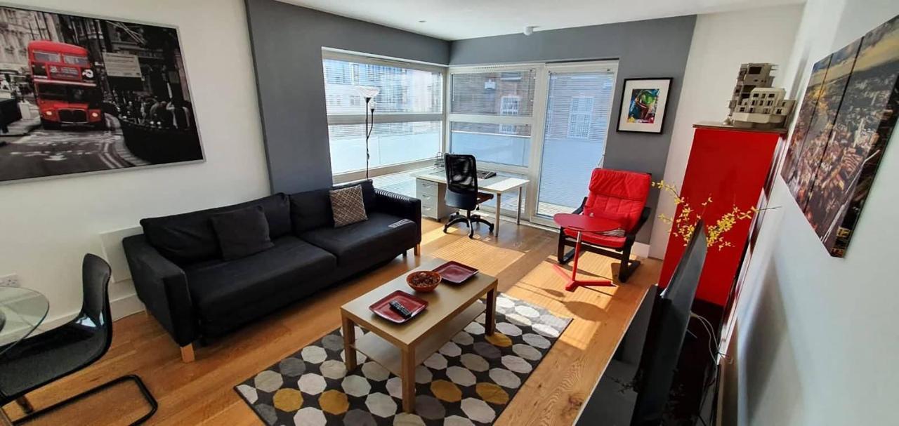 Bright & Spacious Double Bedroom With Ensuite And Concierge! Paid Parking Available London Bagian luar foto